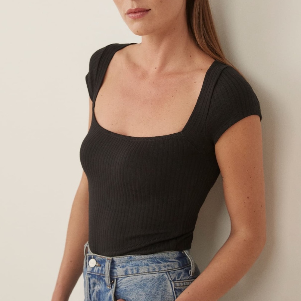 Reformation Bardot top